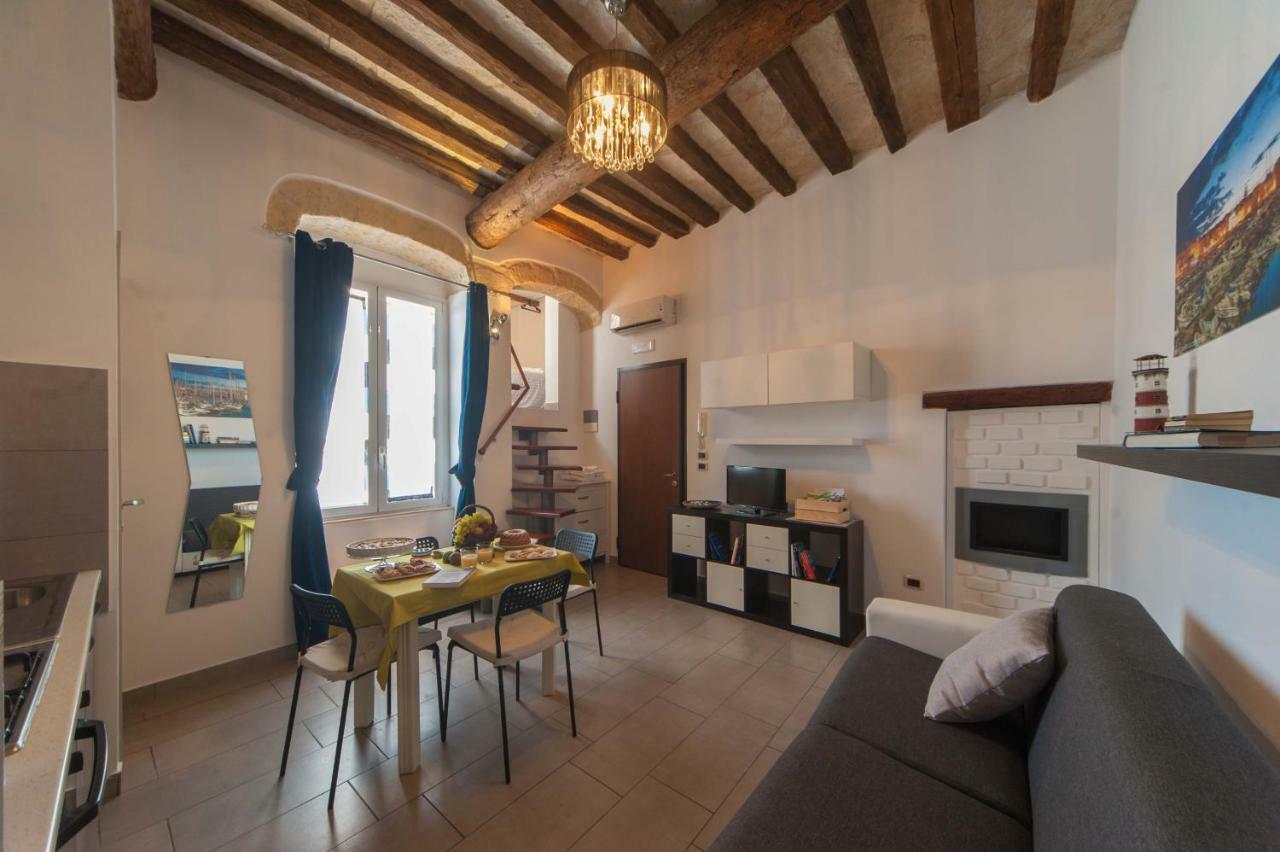 Casa Vacanze Belleville Trani Exterior photo