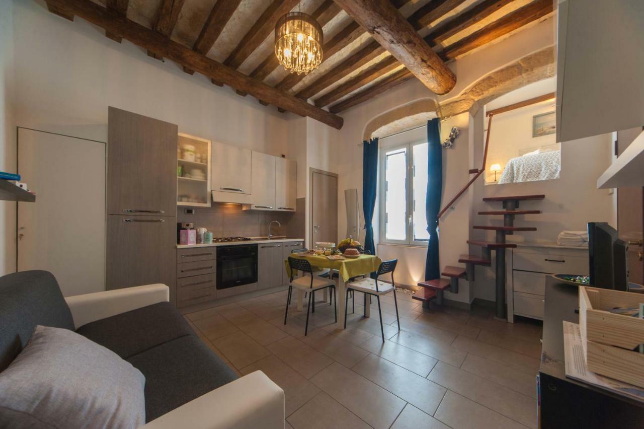 Casa Vacanze Belleville Trani Exterior photo